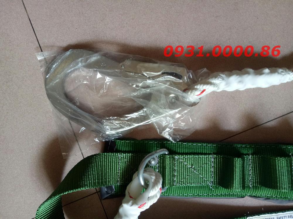 Day-dai-an-toan-D07-mot-moc-lon-03.jpg