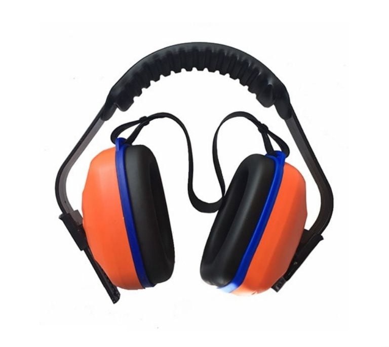 chup-tai-proguard-pc-03em-02.jpg